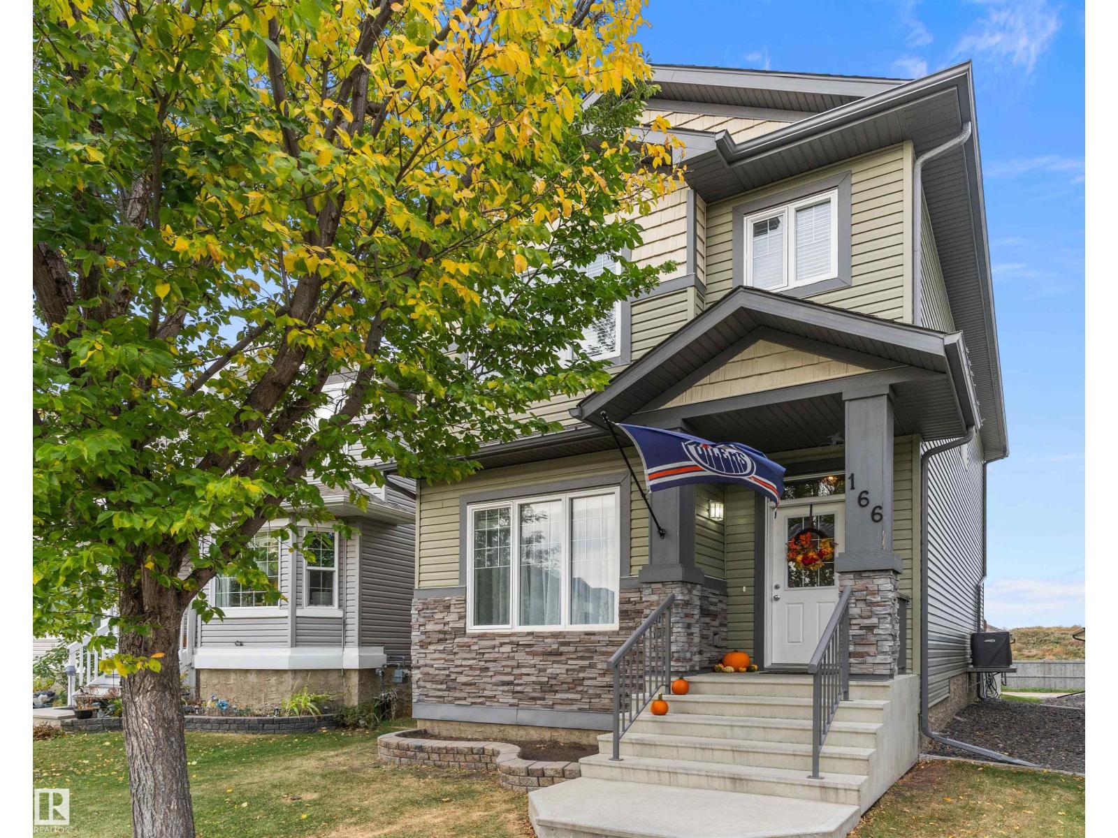166 Kirpatrick Way, Leduc, AB T9E 0Z2