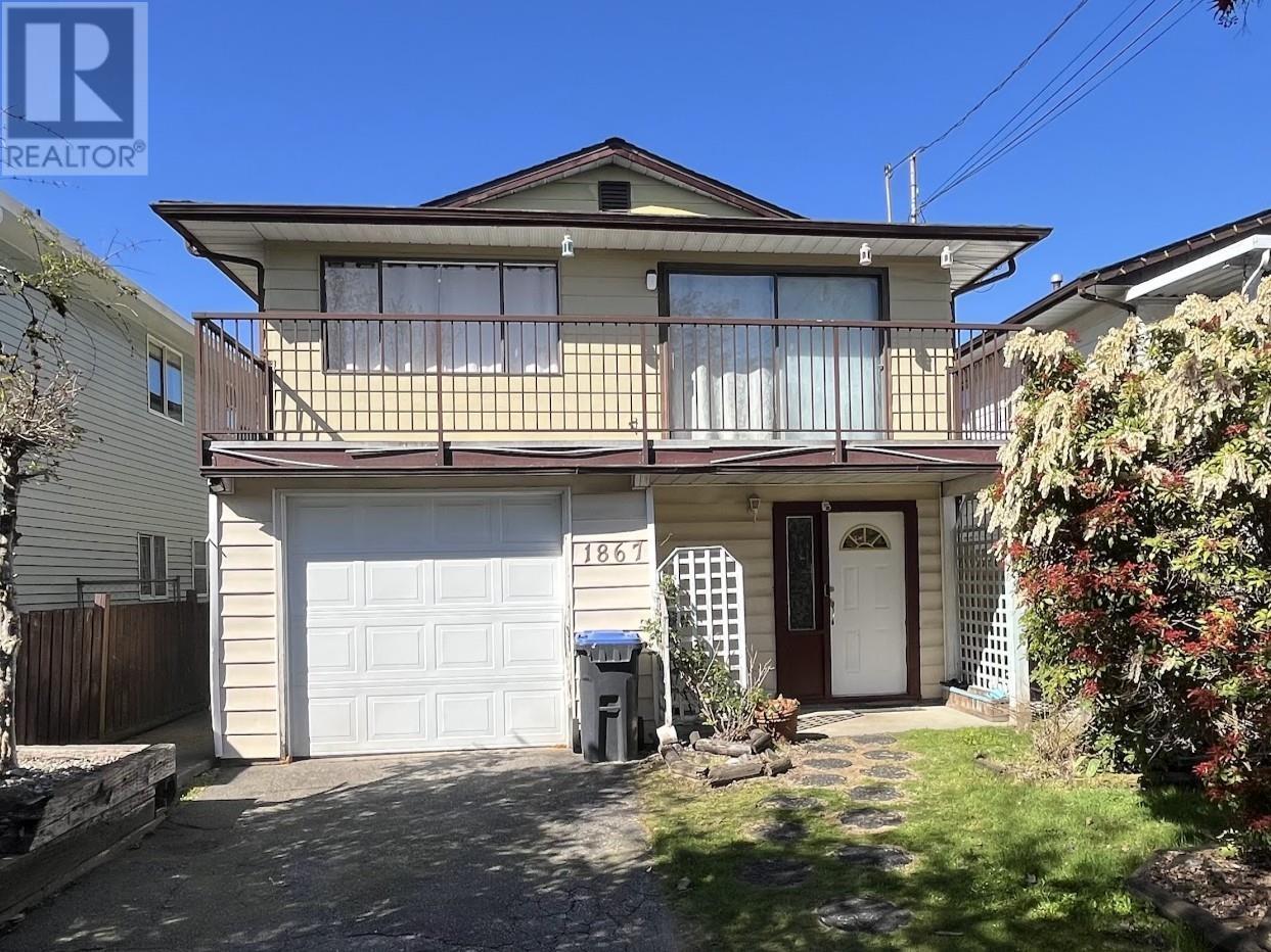 1867 Fraser Ave, Port Coquitlam, BC V3B 1N2