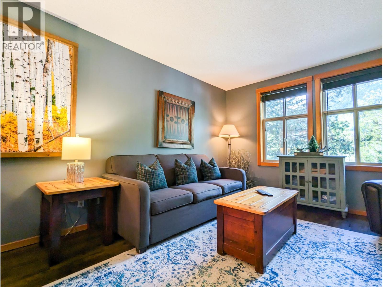 2060 Summit Drive Unit 208, Panorama, BC V0A 1T0