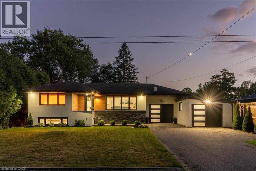 6461 Dickenson Rd E, Hamilton, ON L0R 1W0