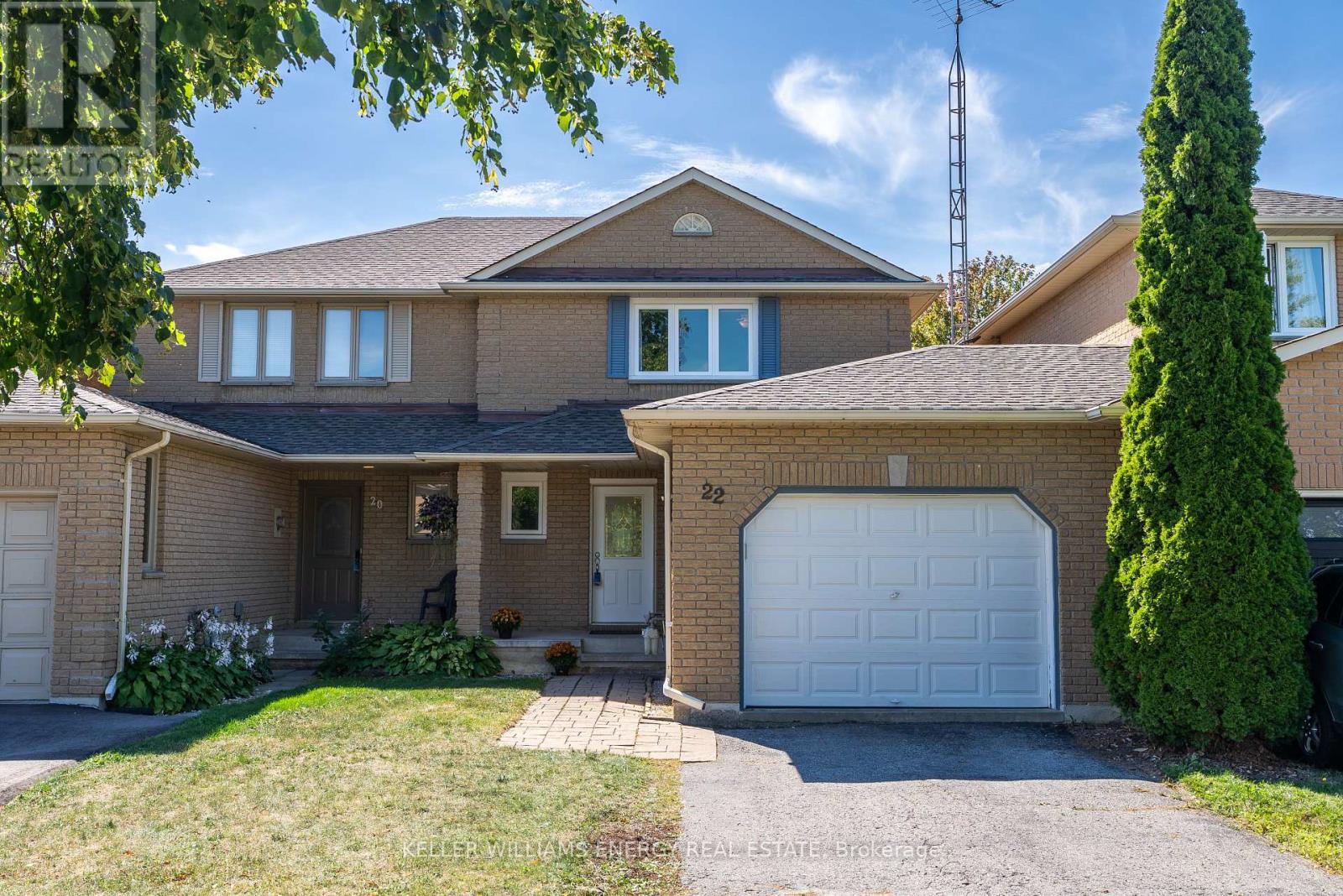 22 Short Cres, Clarington, ON L1E 2Z5