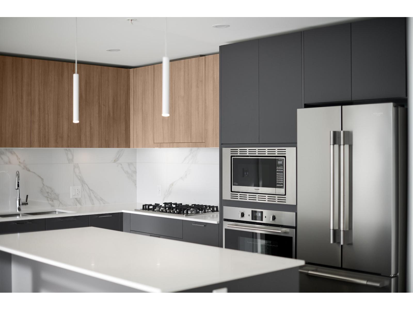 20065 85 Avenue Unit 804, Langley, BC V2Y 3Y5