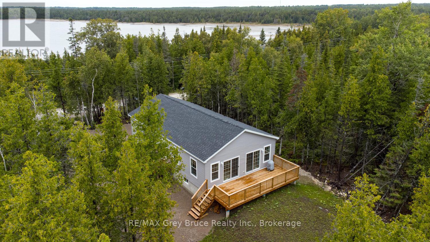 147 Dorcas Bay Rd, Northern Bruce Peninsula, ON N0H 2R0
