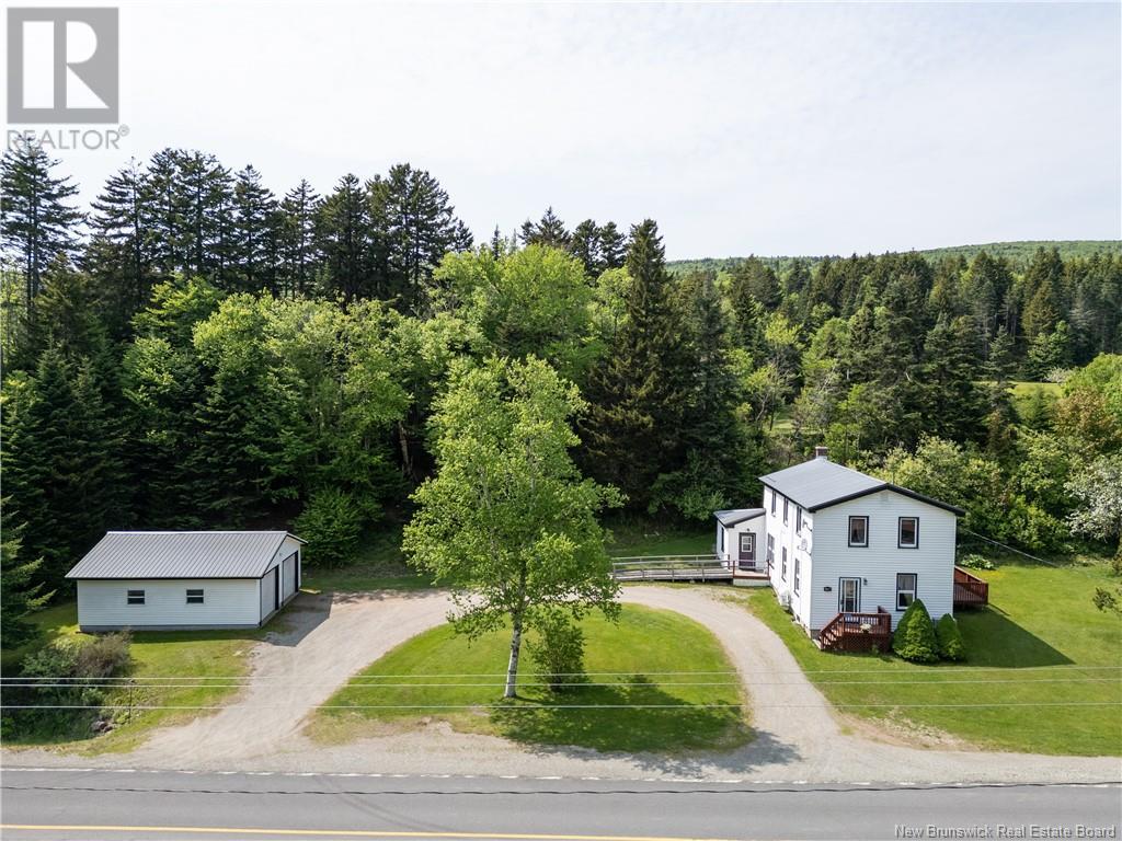 8390 Main St, Alma, NB E4H 1M3