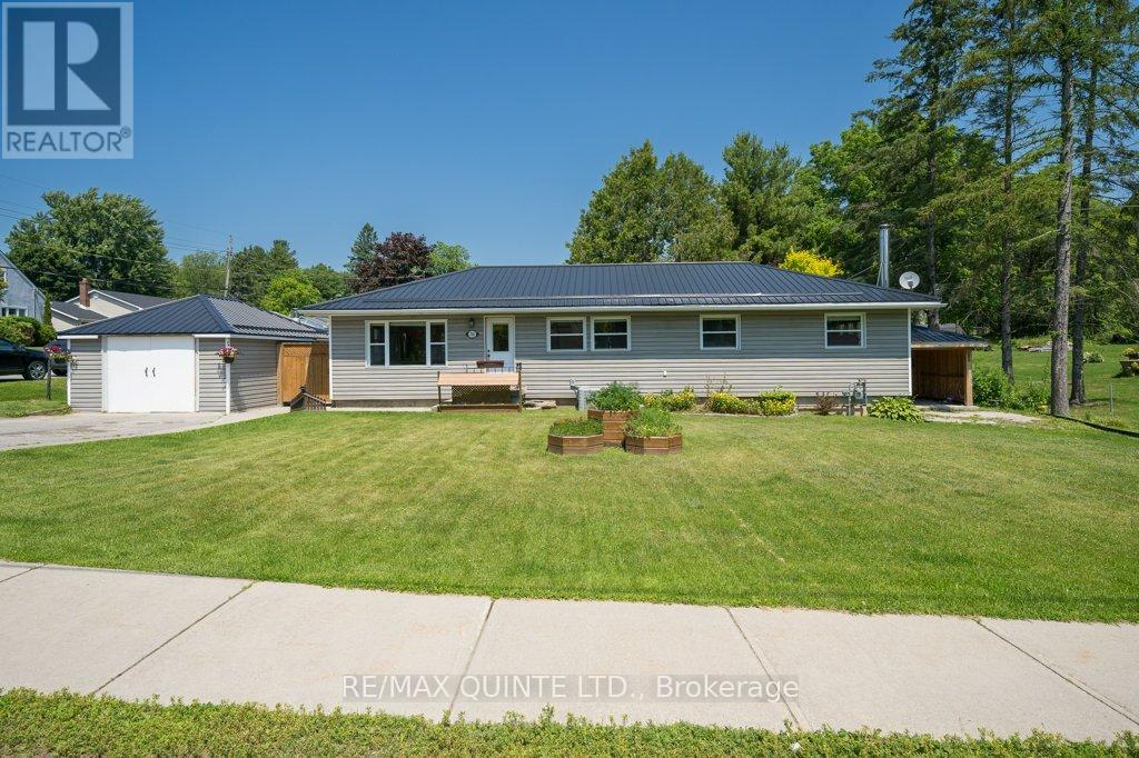 348 River St W, Tweed, ON K0K 3J0
