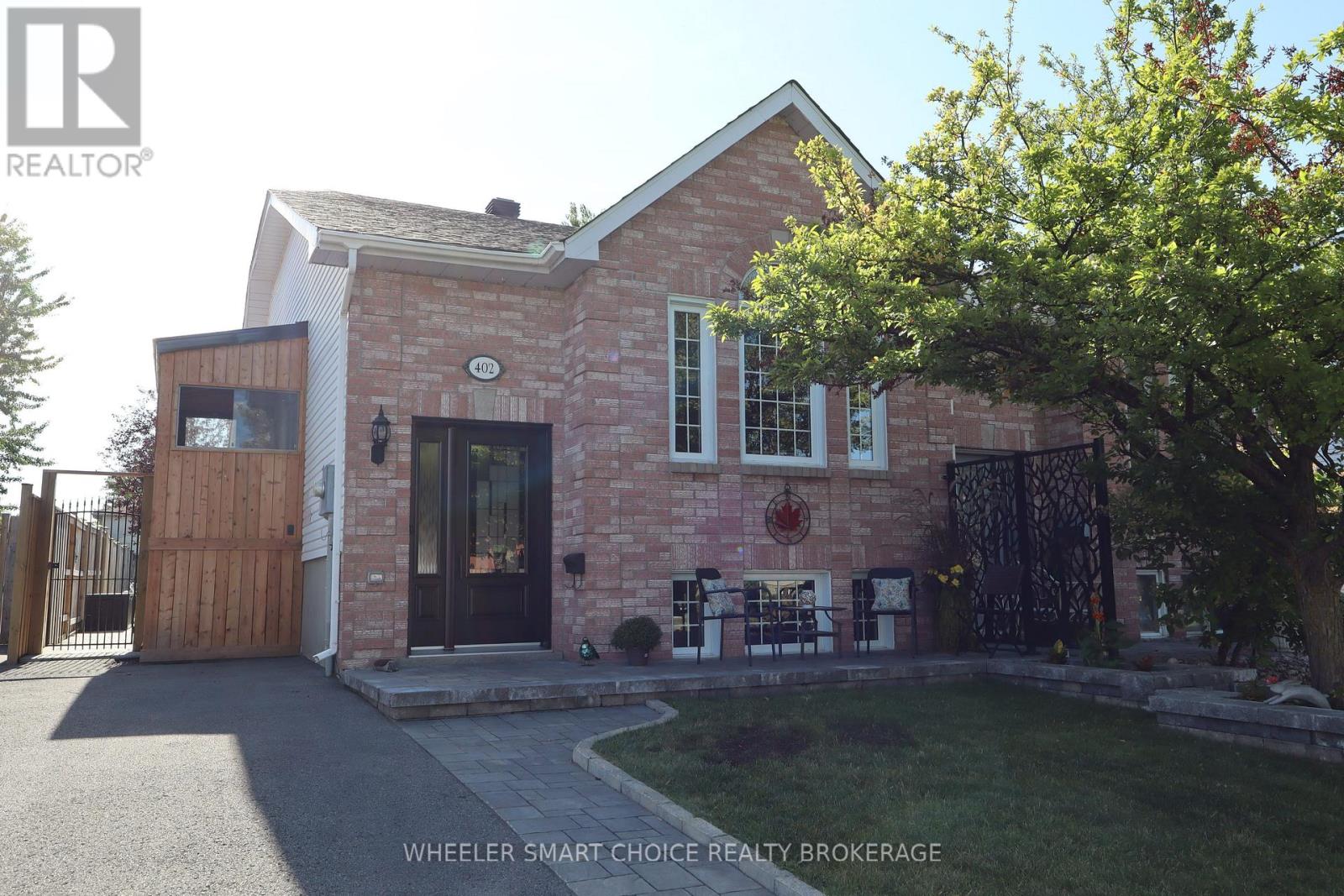 402 Ellen Ave, Cornwall, ON K6J 5W1