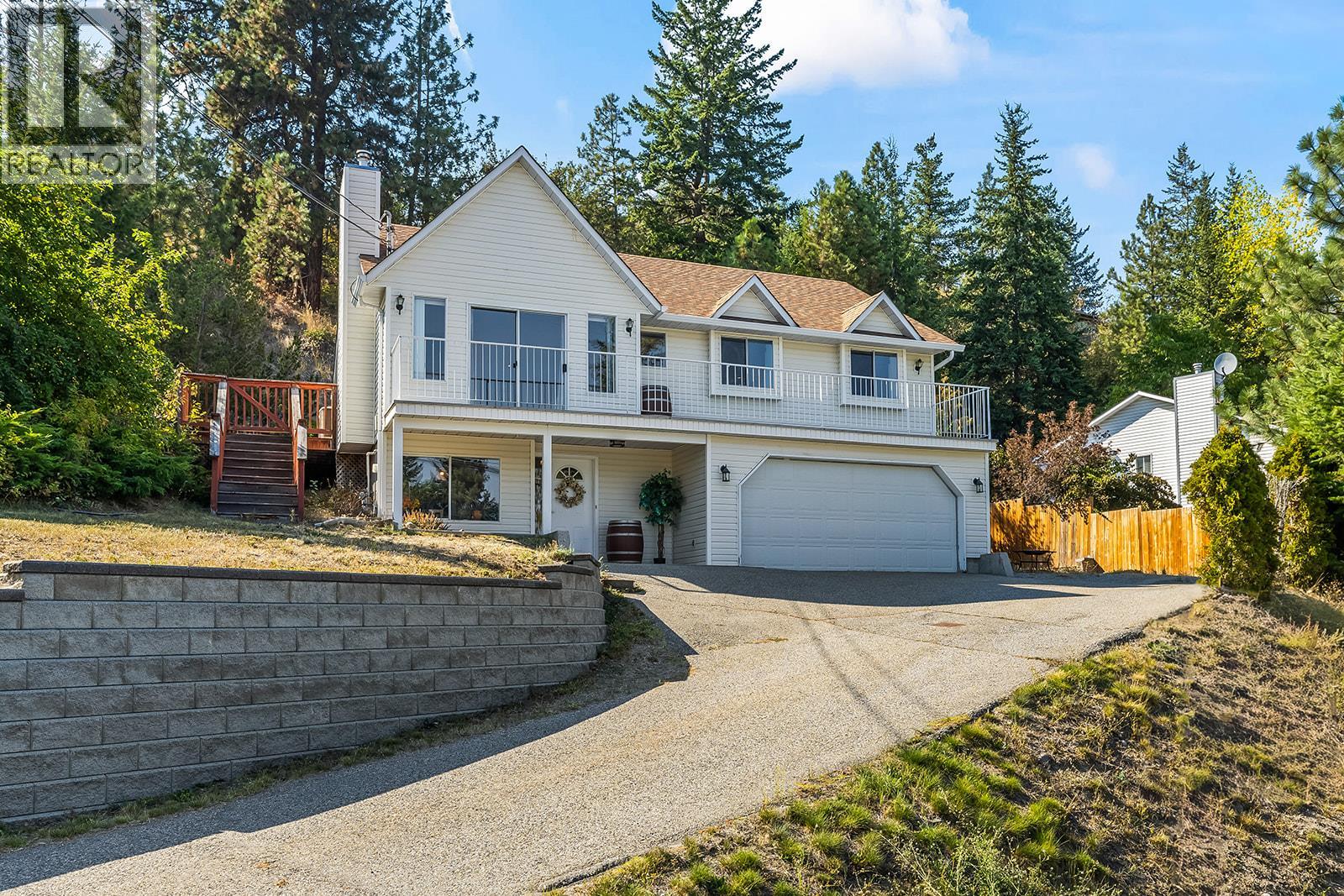 3334 Mcqueen Rd, West Kelowna, BC V4T 1B7