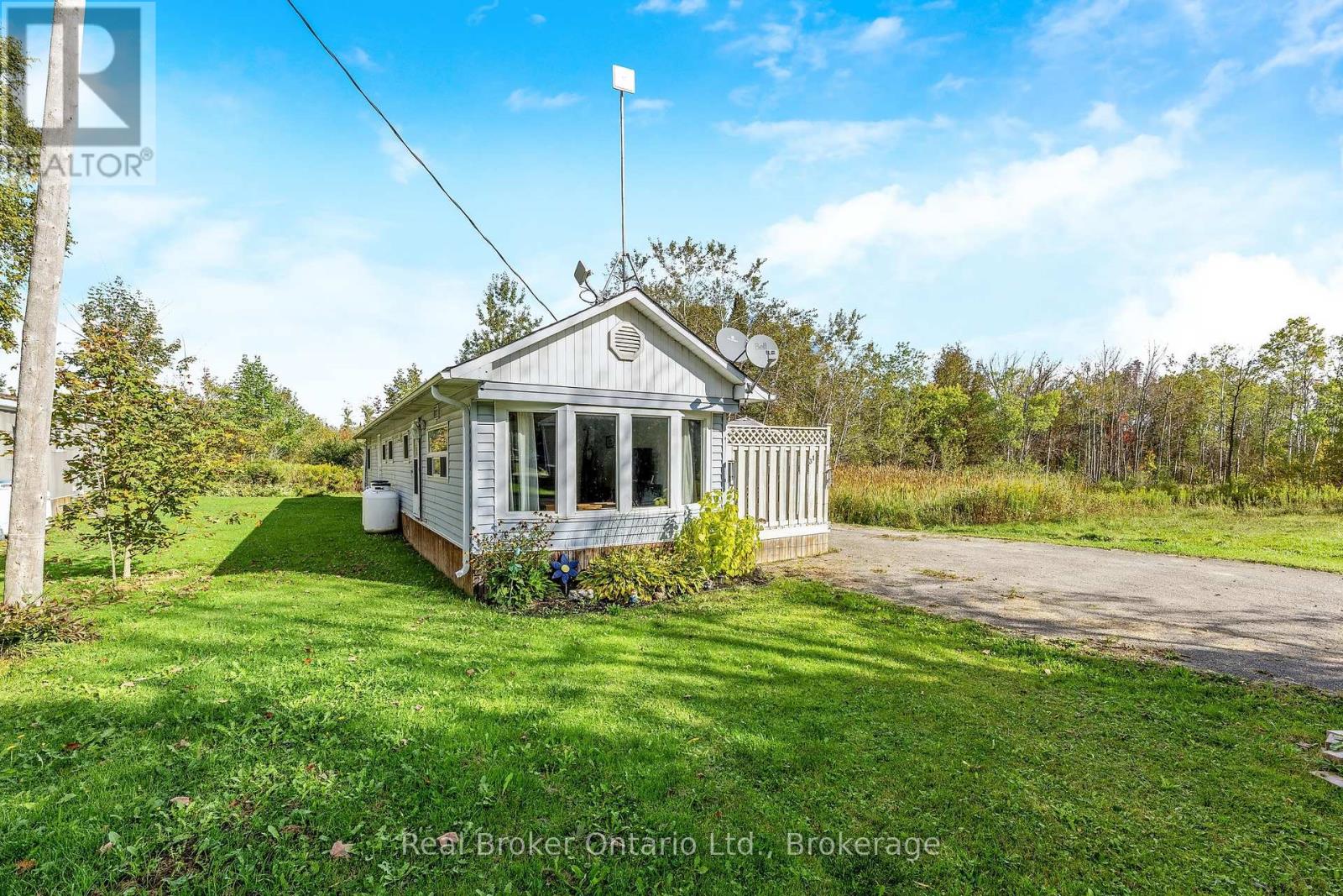 31 026585 89 Hwy, Southgate, ON N0C 1B0