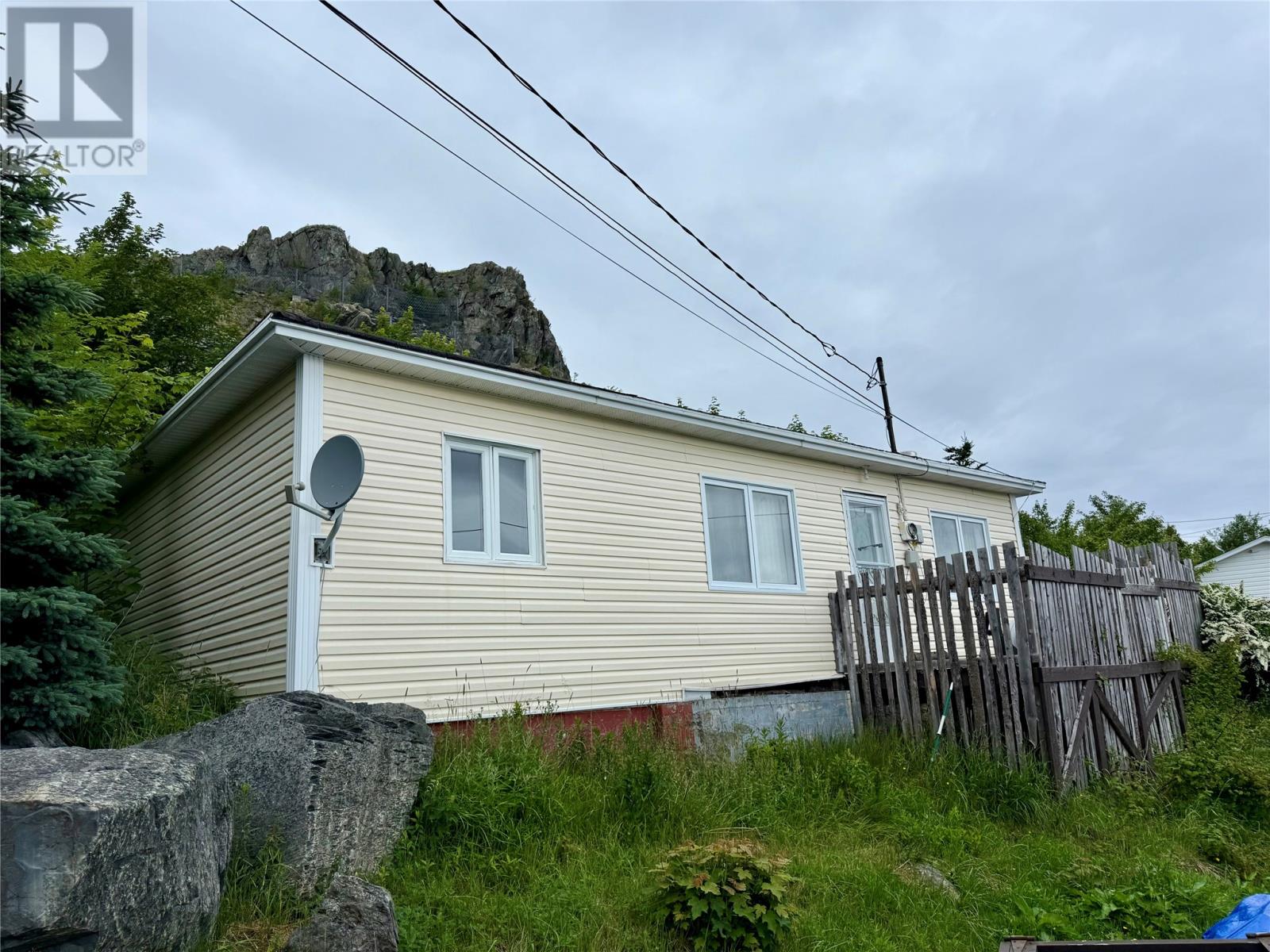 21 Noels Rd, Upper Island Cove, NL A0A 4E0