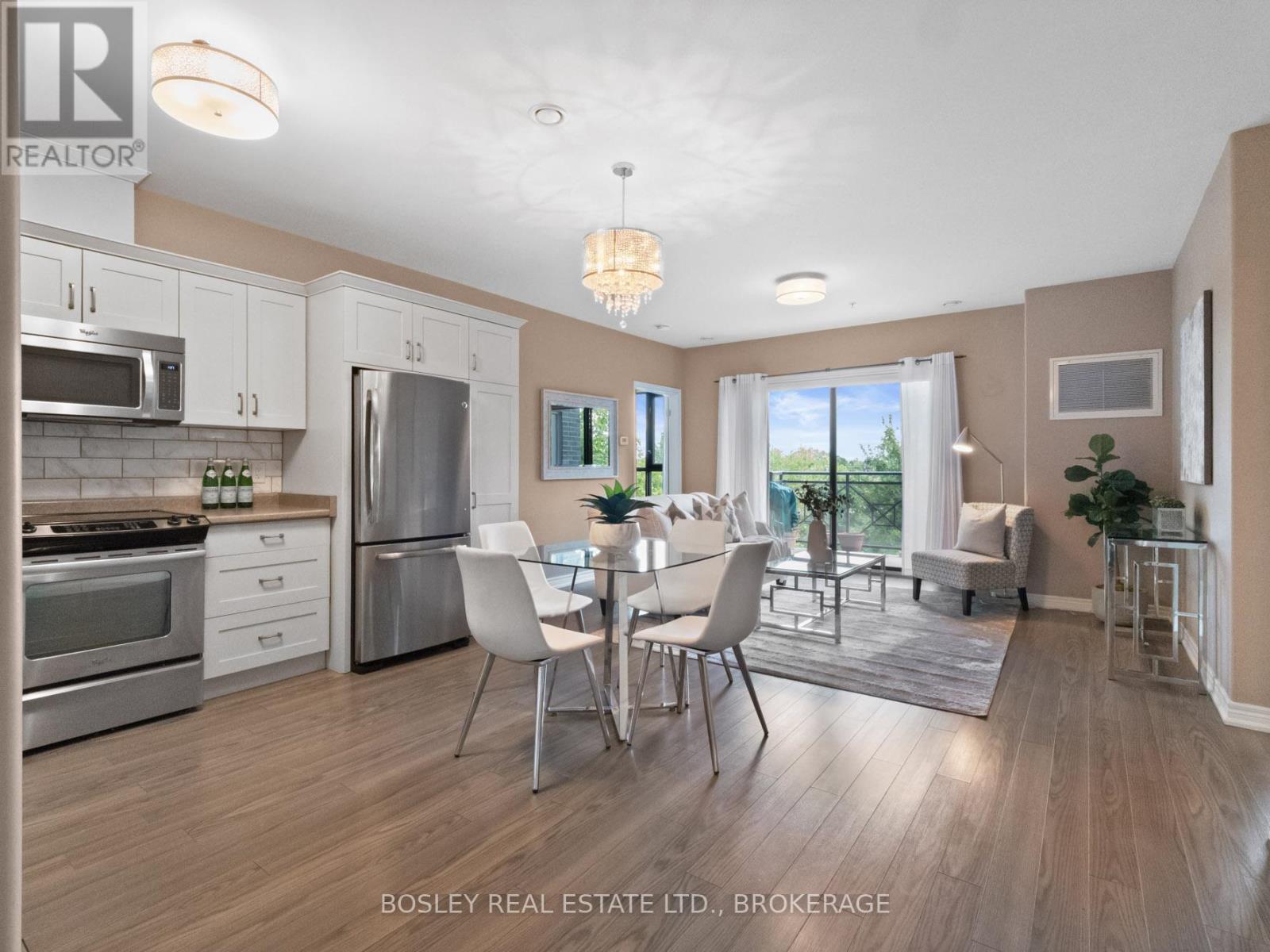 402 379 Scott St, St. Catharines, ON L2M 3W2