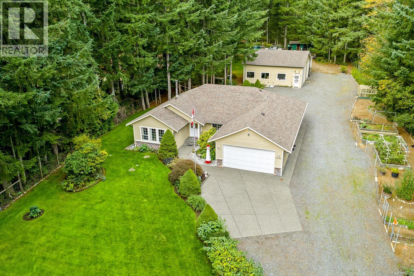 1294 Williams Beach Rd, Black Creek, BC V0R 2M0