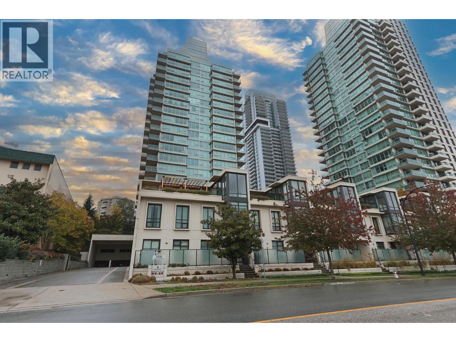 2200 Douglas Road Unit 2202, Burnaby, BC V5C 0G8