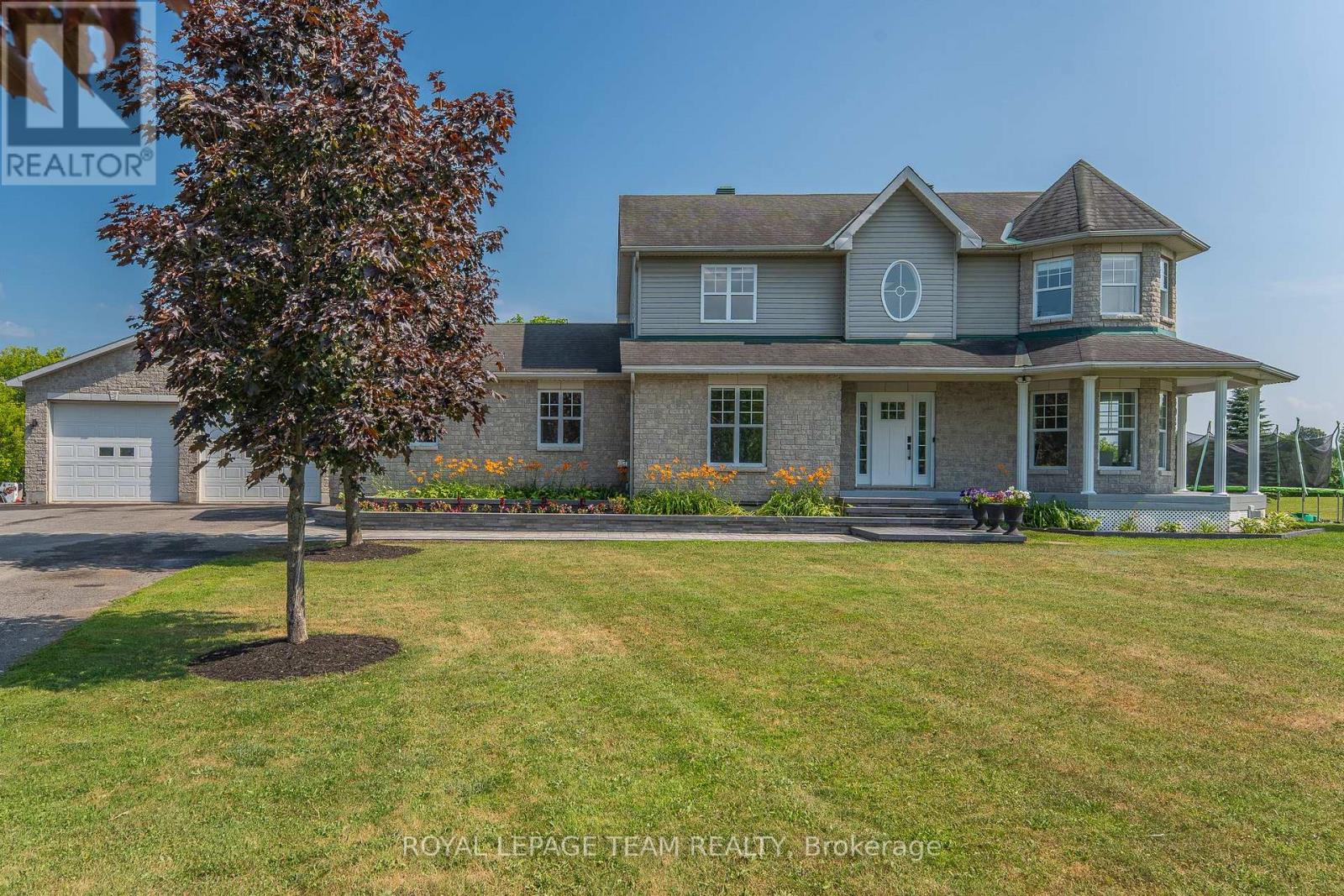 7474 Mitch Owens Rd, Ottawa, ON K0A 1V0