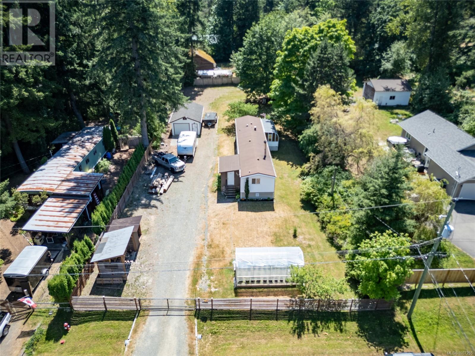 2481 Oakes Rd, Black Creek, BC V9J 1J1