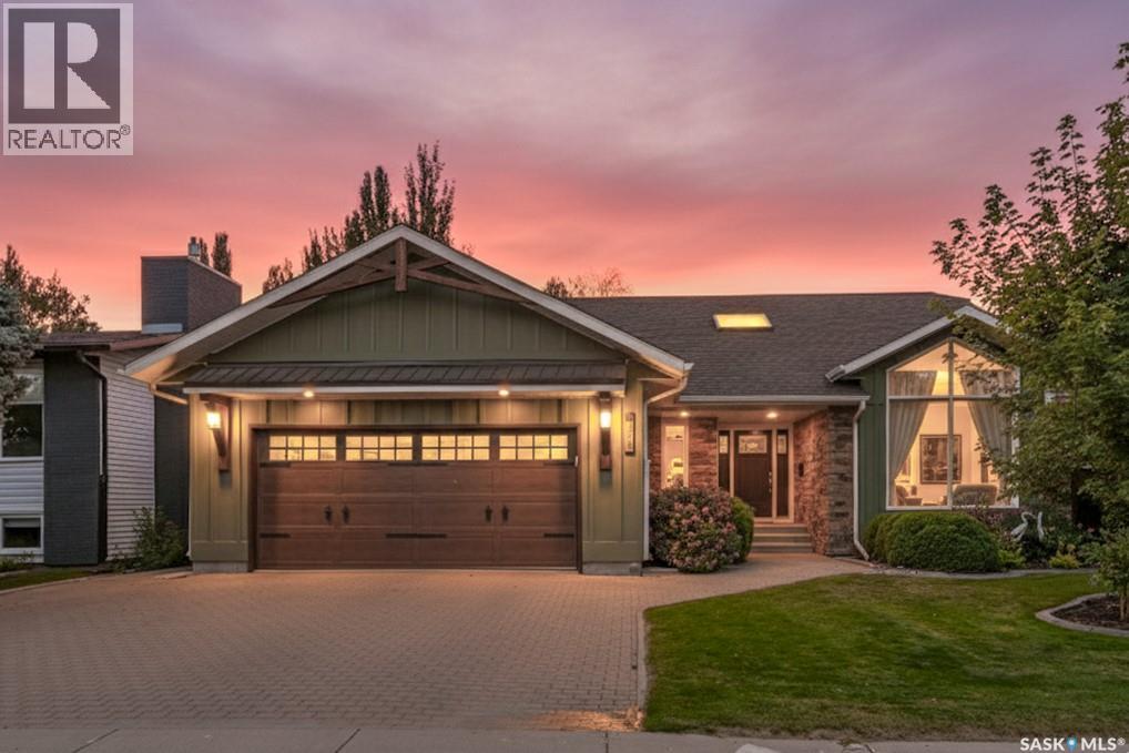 118 Mallin Cres, Saskatoon, SK S7K 7W7