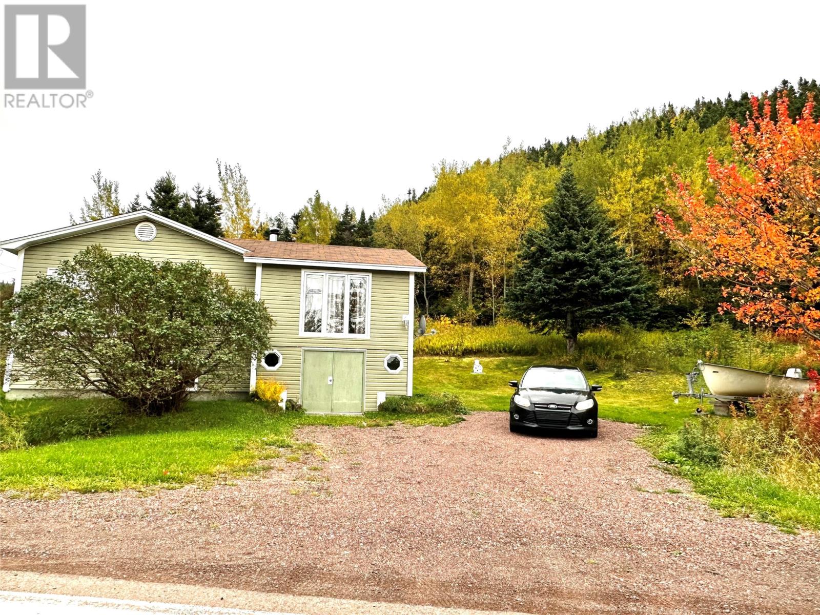 265 Main St, Leading Tickles, NL A0H 1T0