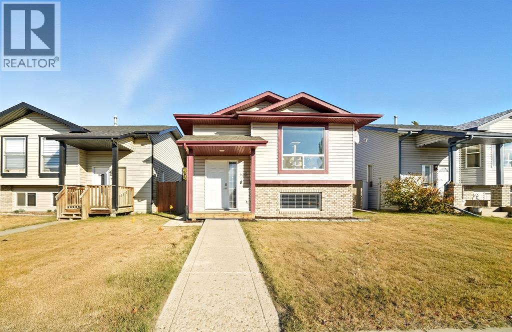106 Drummond Close, Red Deer, AB T4R 3E2