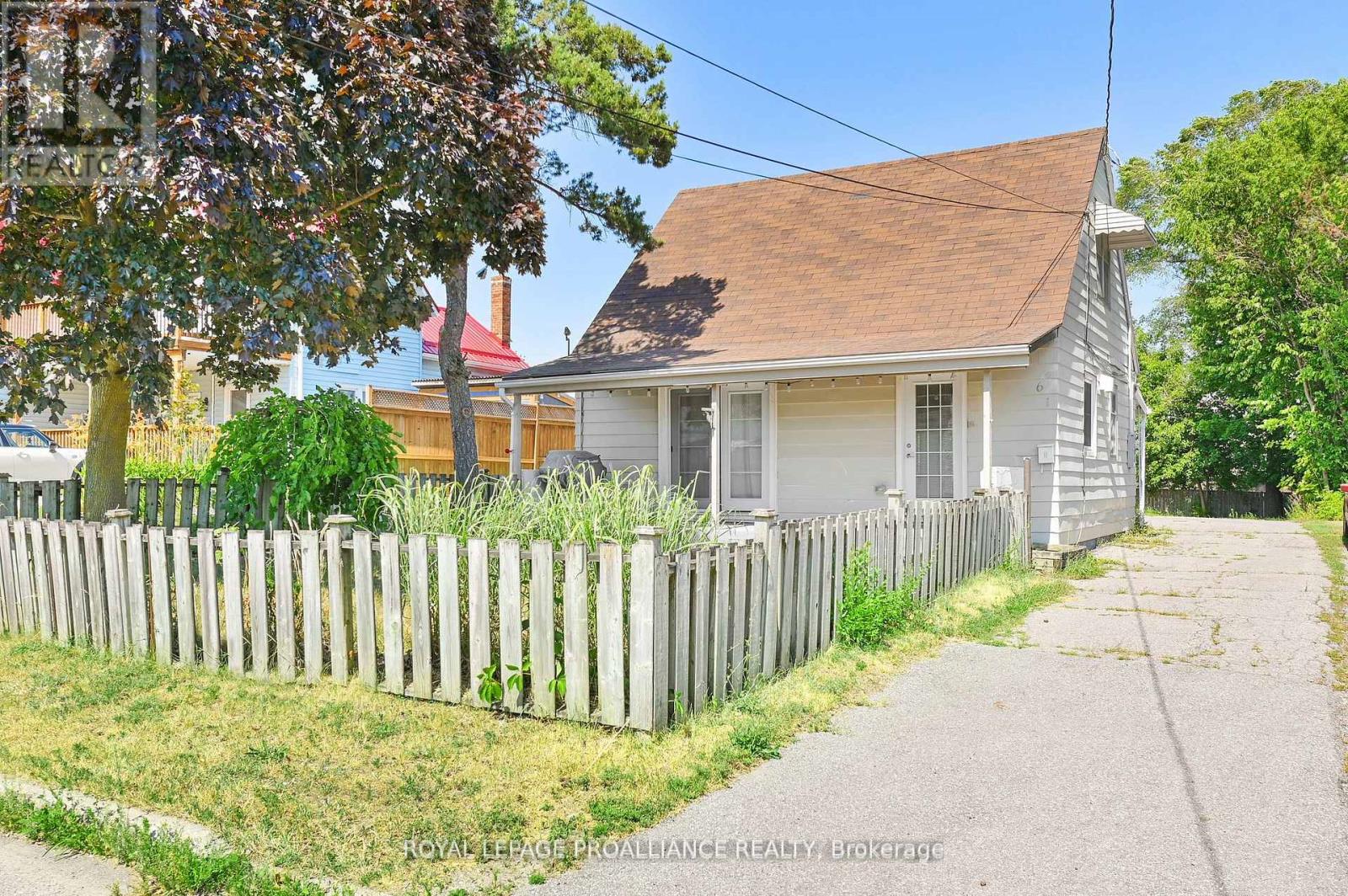 61 Delaney St, Quinte West Trenton Ward, ON K8V 4L7