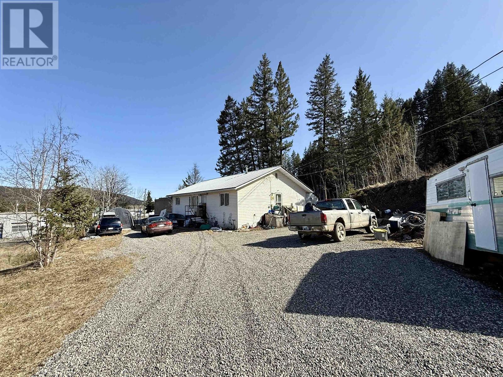 981 Scott Road, One Hundred Mile House, BC V0K 2E1