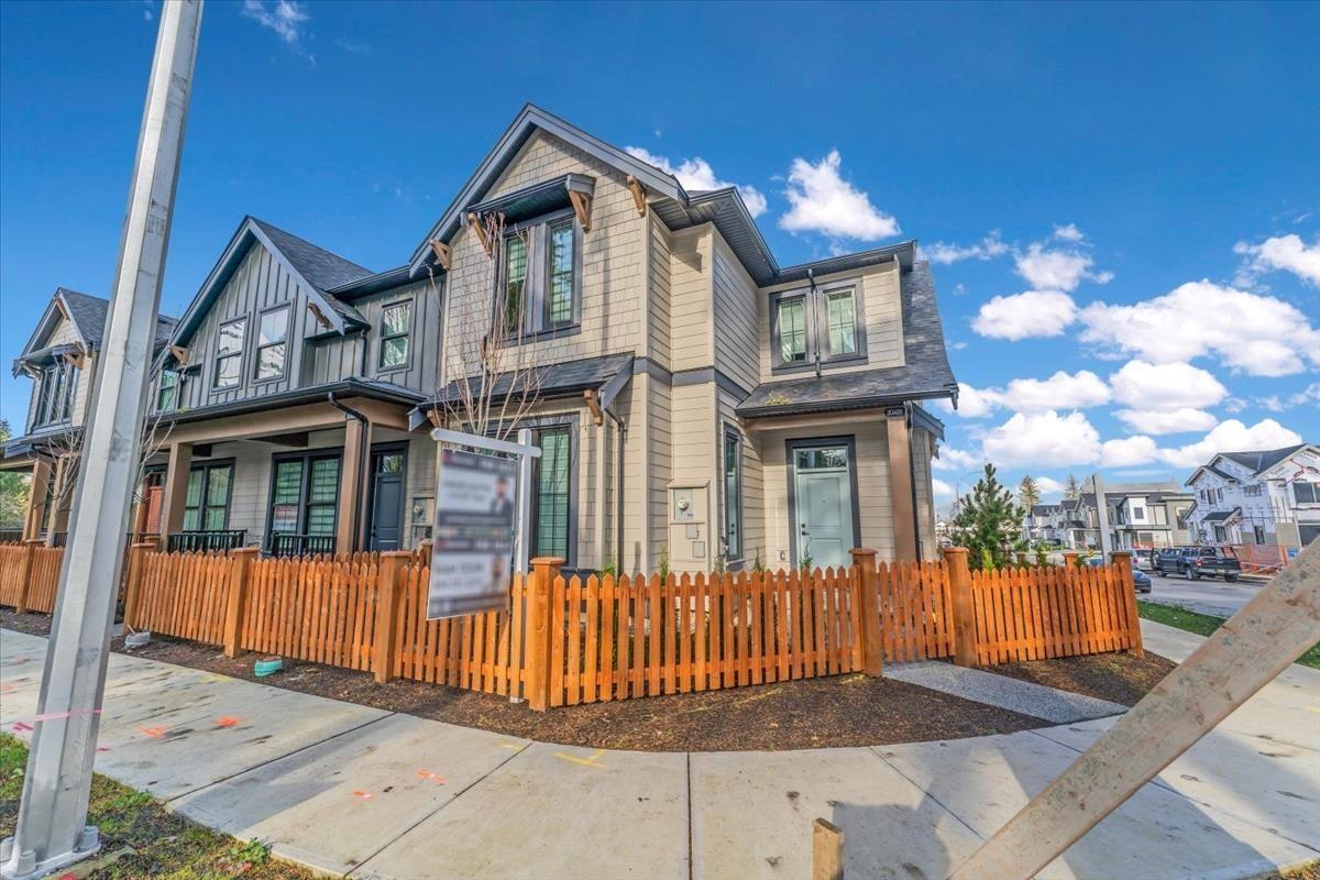 74 Avenue Unit 20489 #b, Langley, BC V2Y 1V5