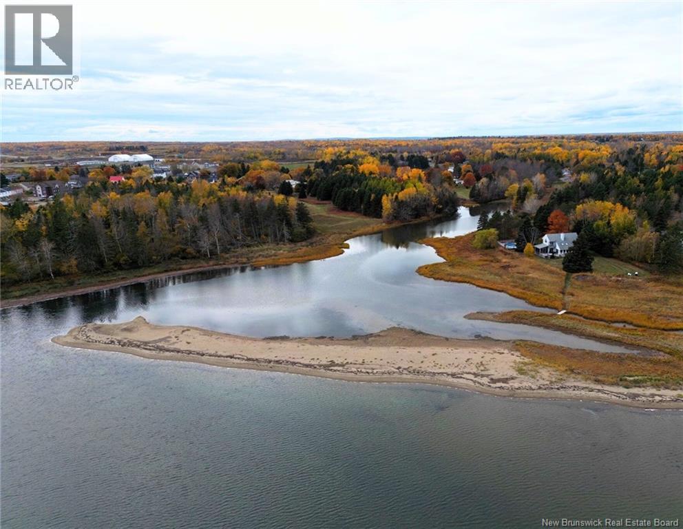 48 Heron Way, Shediac Cape, NB E4P 3C1