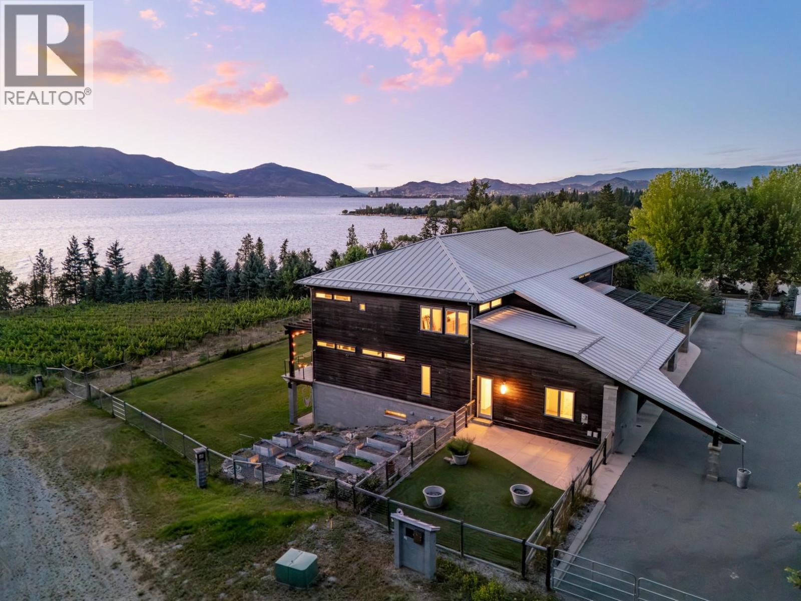 4840 Lakeshore Rd, Kelowna, BC V1W 4H6