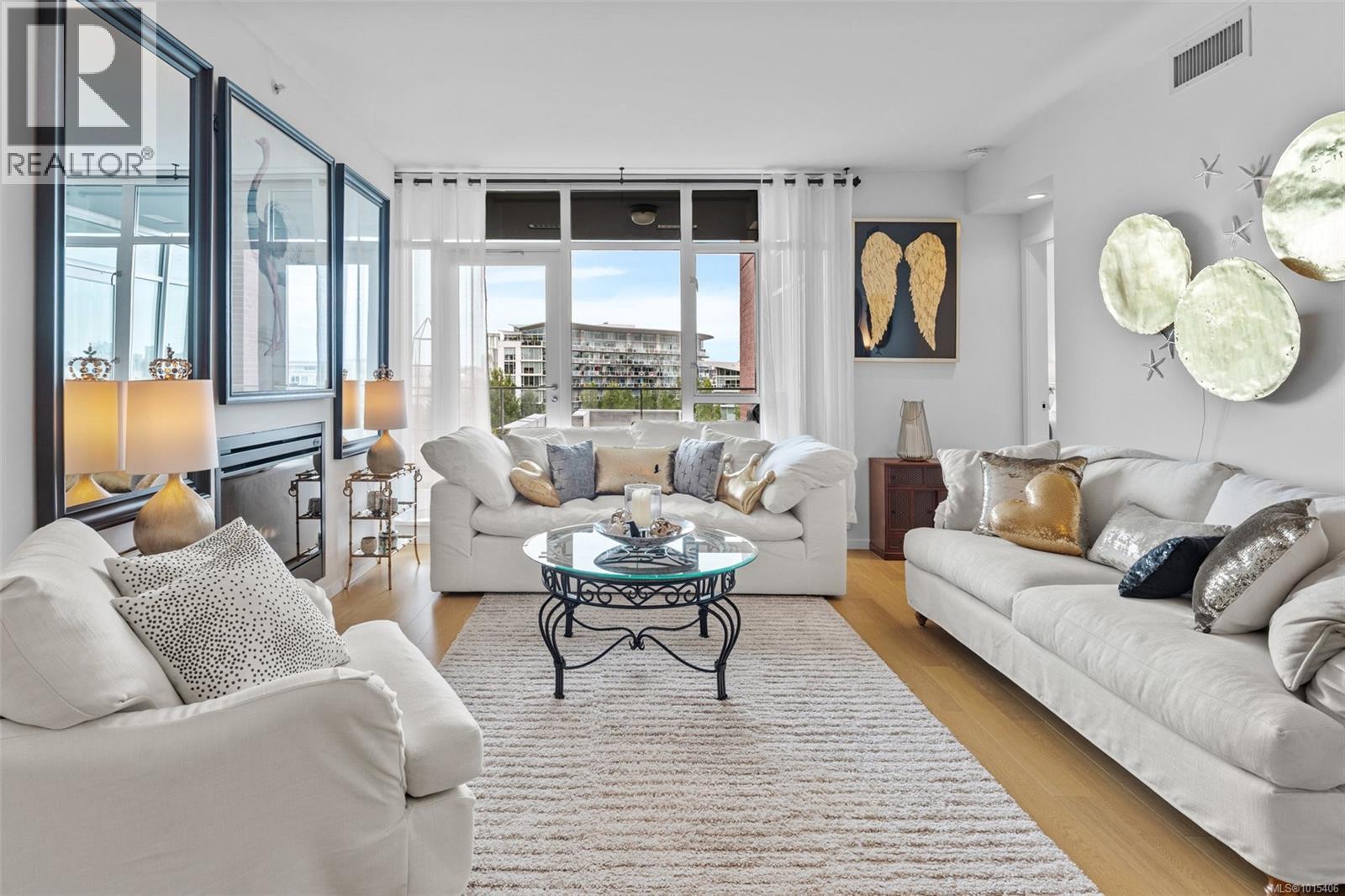 100 Saghalie Rd Unit 208 Rd, Victoria, BC V9A 0A1