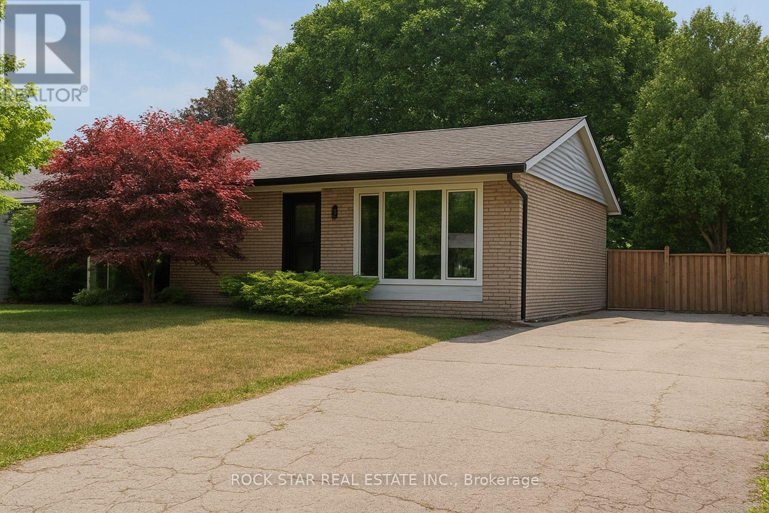 635 Bridle Wood, Burlington, ON L7L 4E2