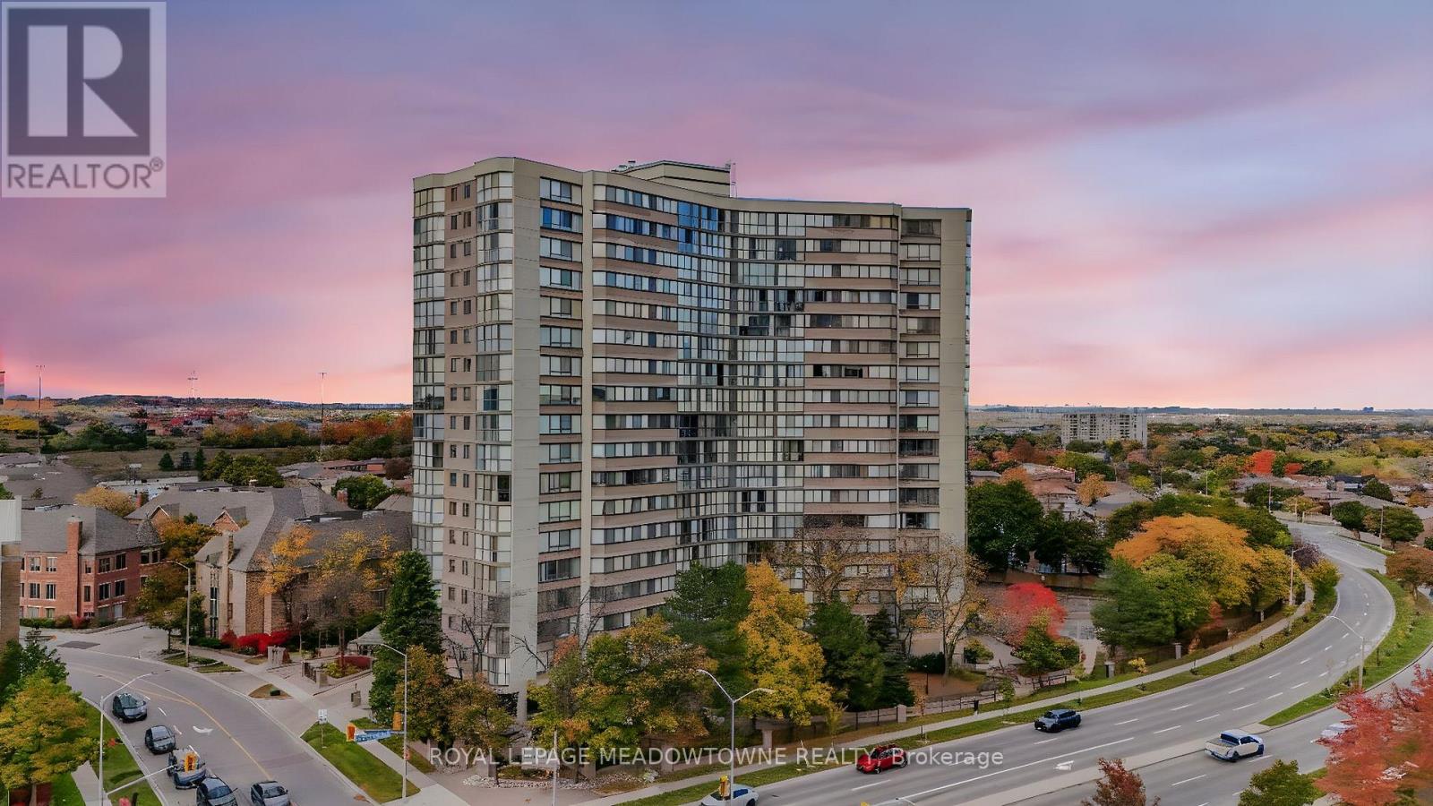 204 4235 Sherwoodtowne Blvd E, Mississauga City Centre, ON L4Z 1W3