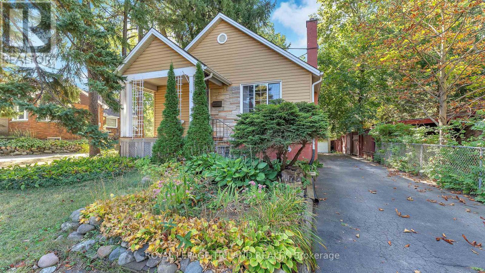 1041 Hamilton Rd, London East East O, ON N5W 1A7