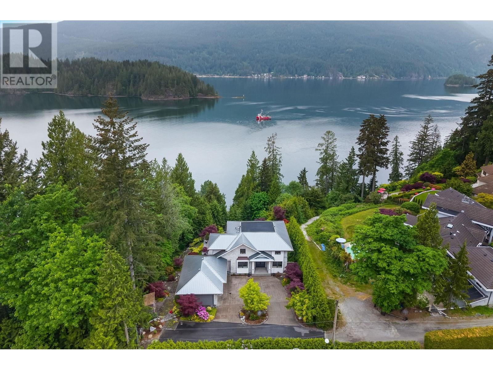 3377 Senkler Rd, Belcarra, BC V3H 4S3