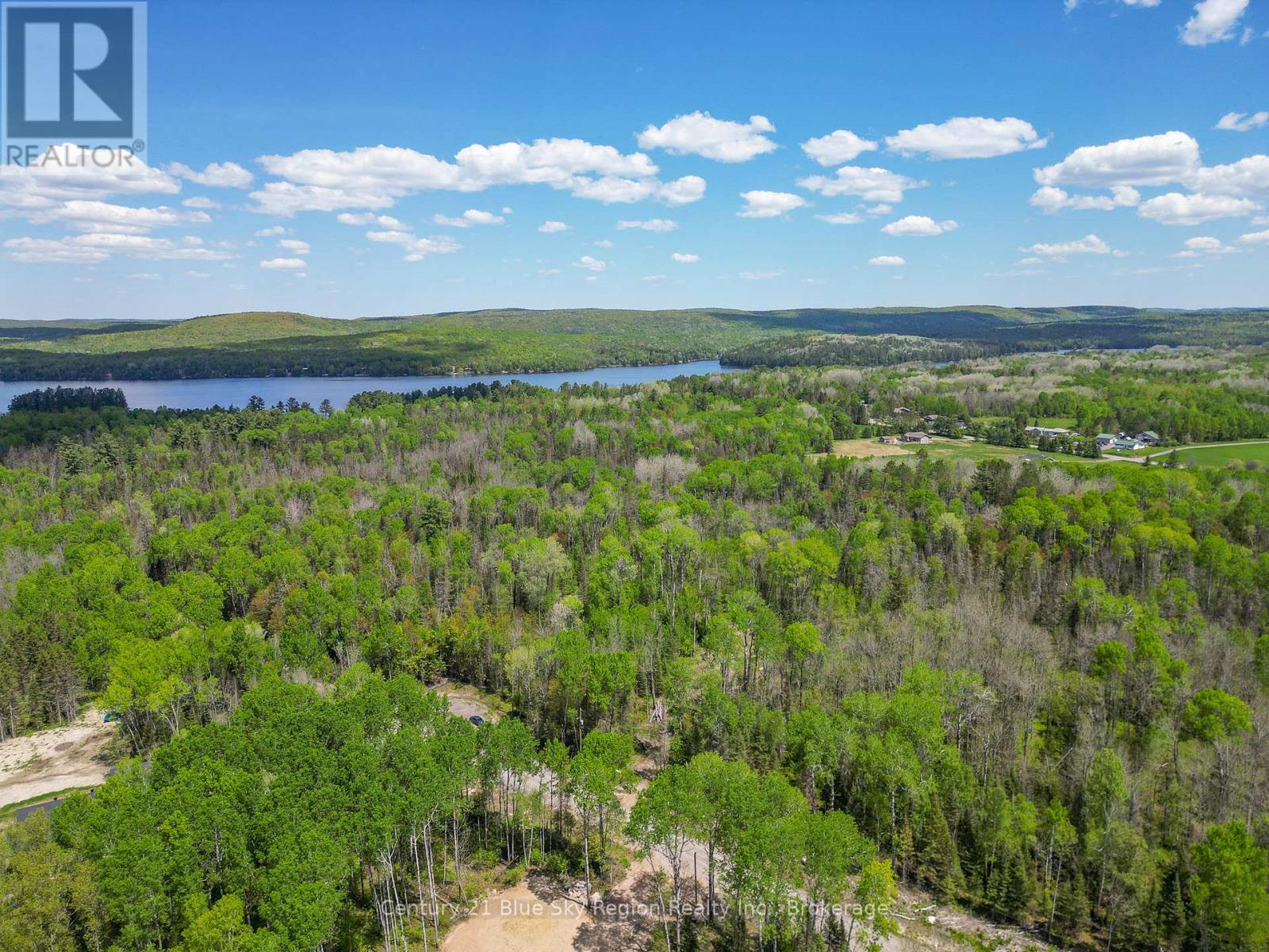 13 One Mile Rd, East Ferris, ON P0H 1K0