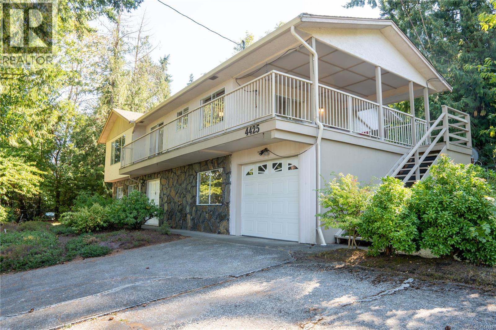 4425 Gulfview Dr, Nanaimo, BC V9T 5V7