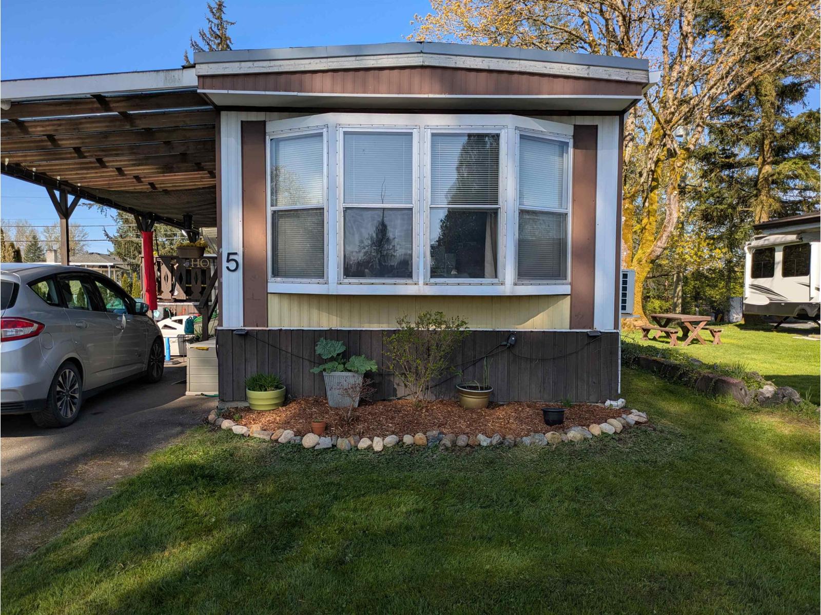 23141 72 Avenue Unit 5, Langley, BC V2Y 2R9