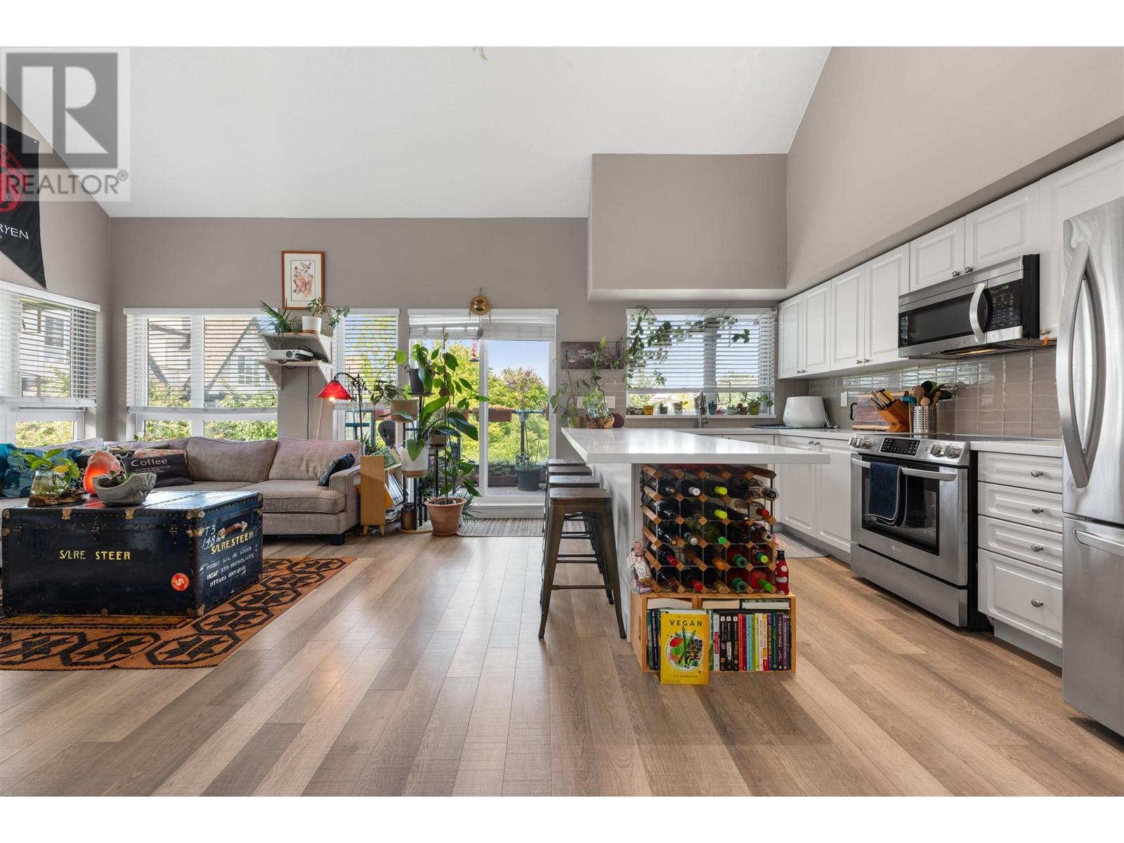 5800 Andrews Road Unit 324, Richmond, BC V7E 6M2