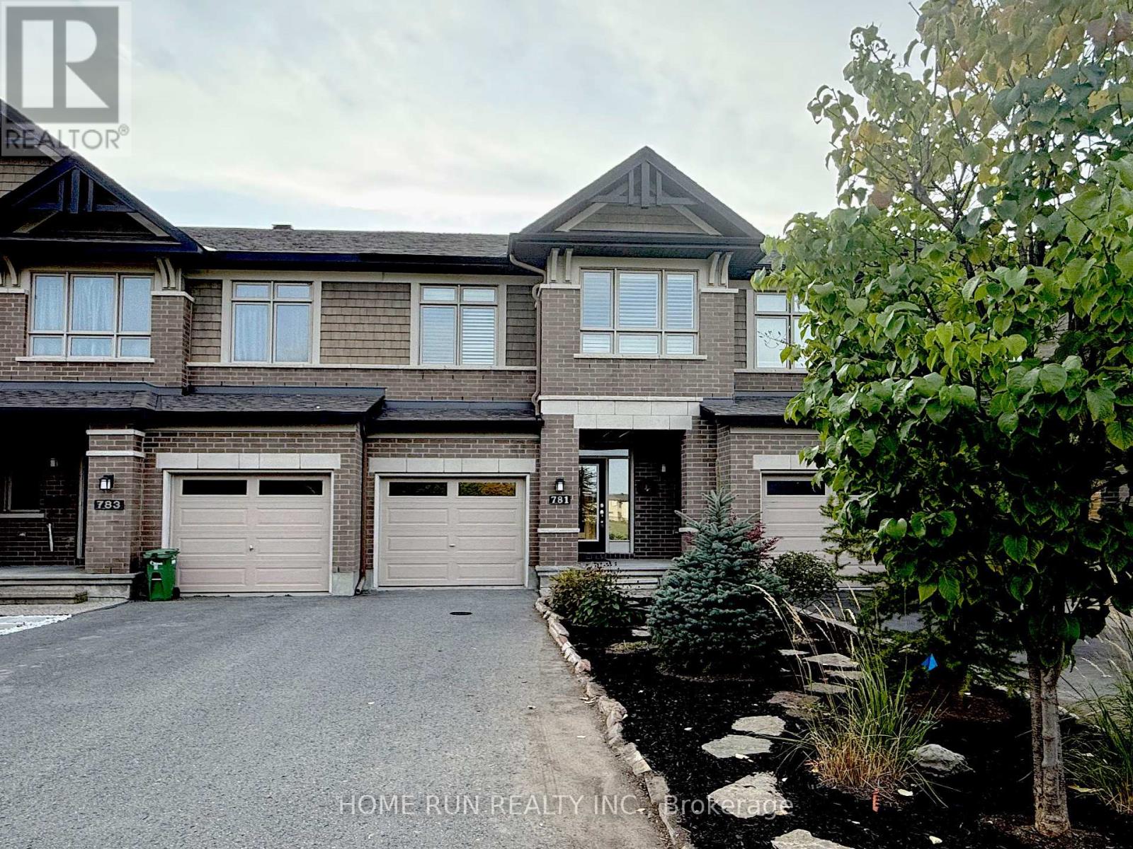 781 Brian Good Ave, Ottawa, ON K4M 0E2