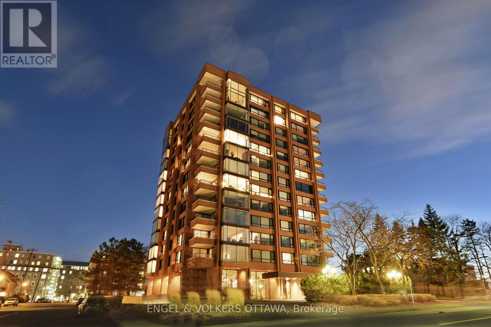 503 40 Boteler St, Ottawa, ON K1N 9C8