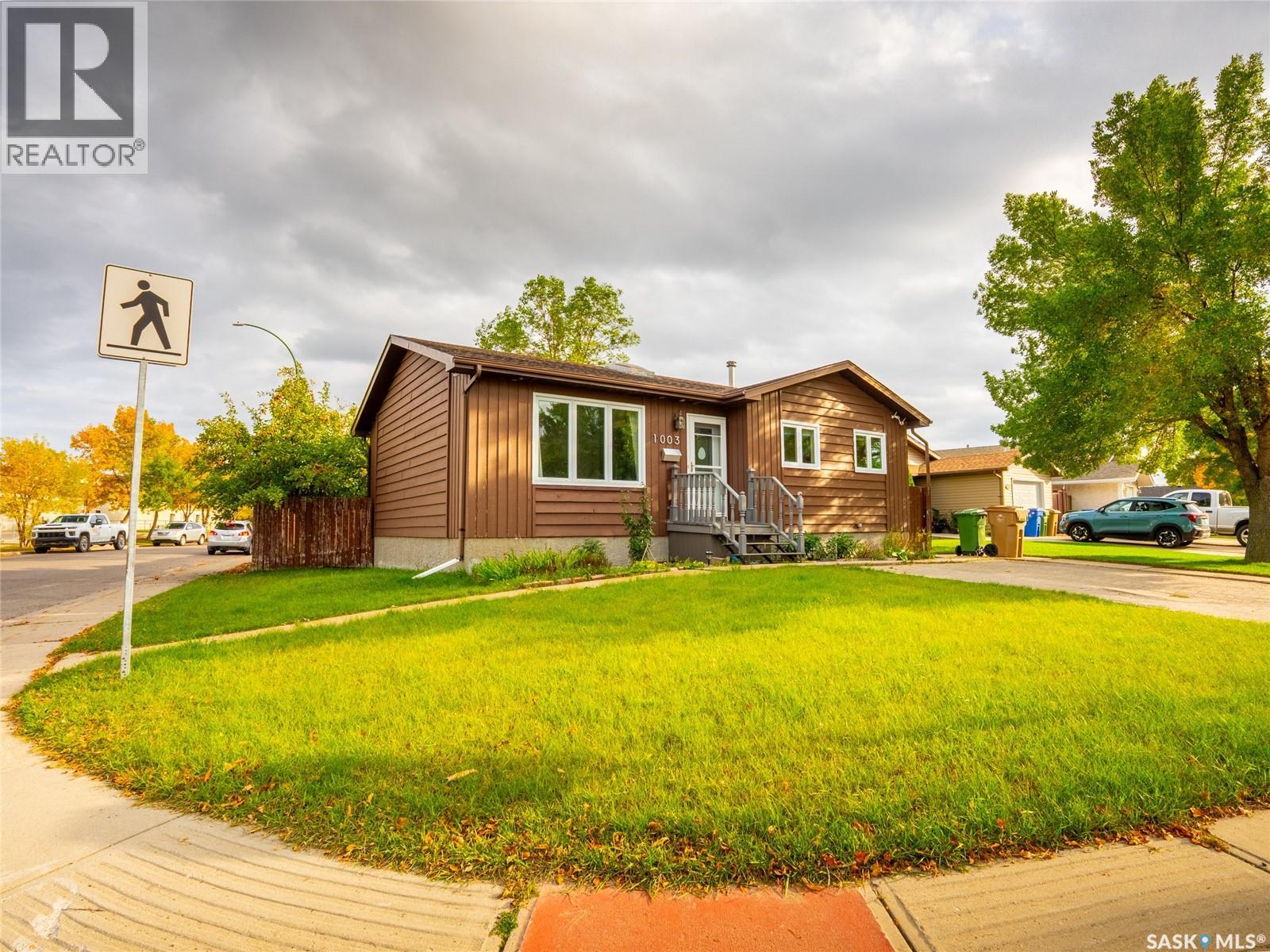1003 Bayda Cres, Regina, SK S4N 6Y3