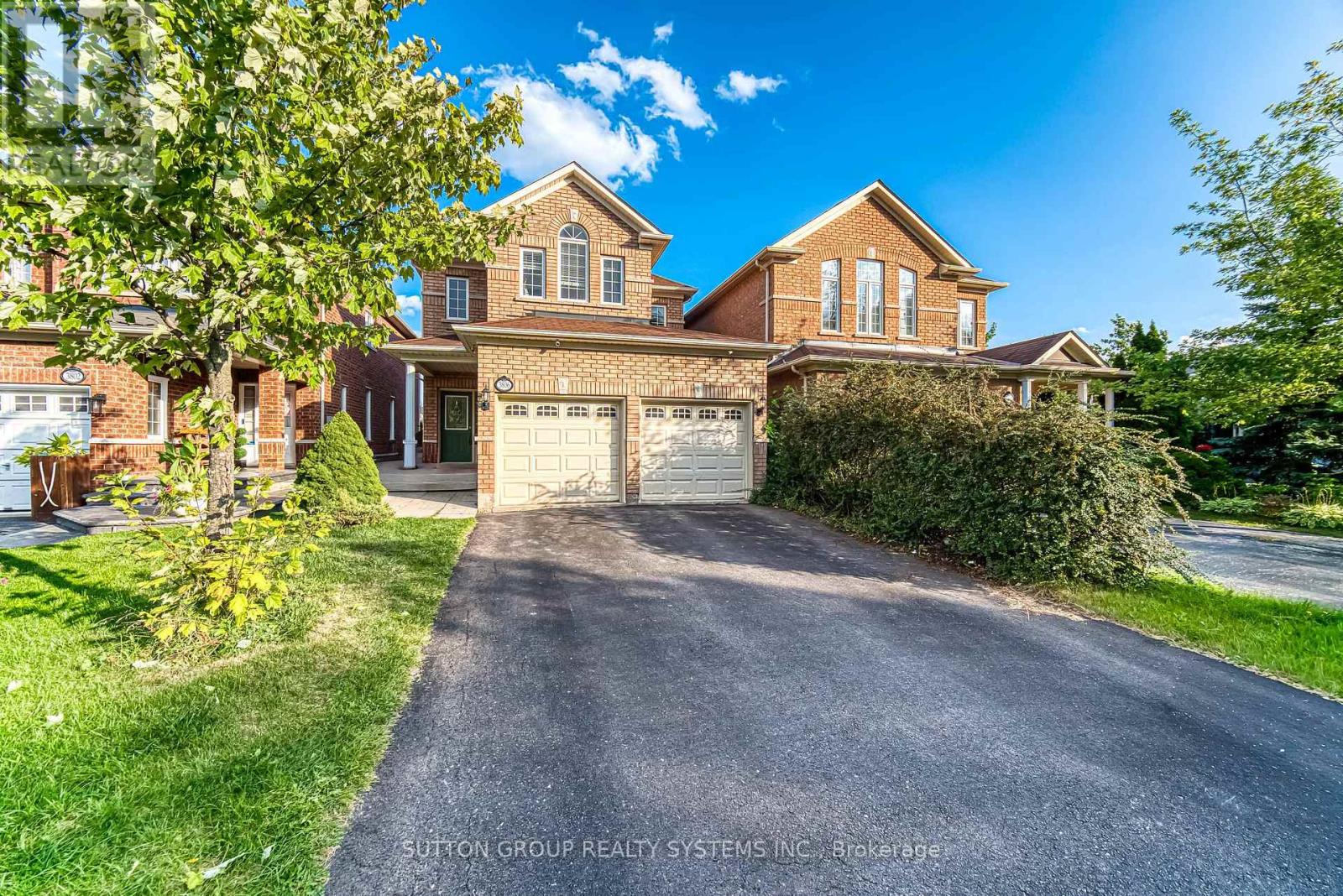 3806 Quiet Creek Dr, Mississauga, ON L5M 8A9