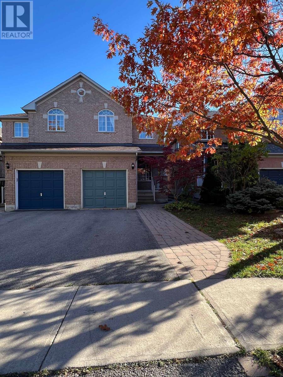 55 Quetico Dr, Richmond Hill, ON L4B 4J2