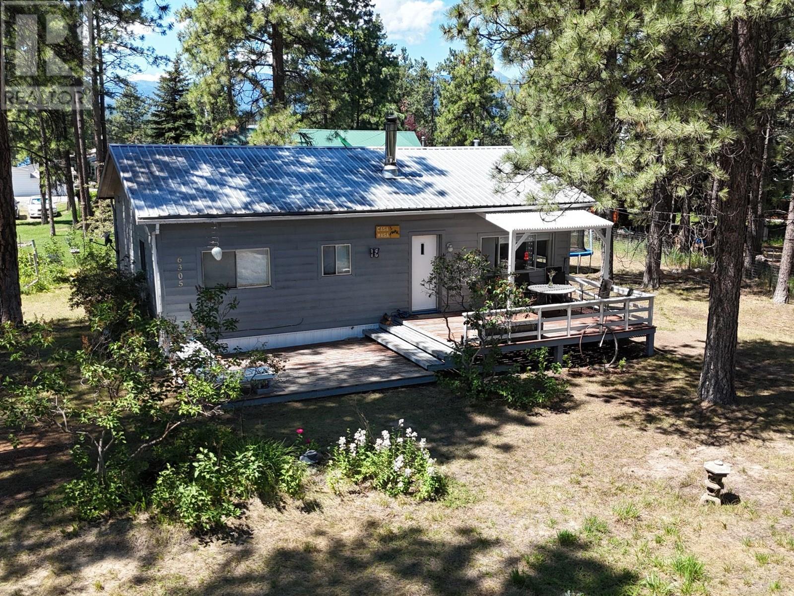 6305 Wasa Lake Park Dr, Wasa, BC V0B 2K0