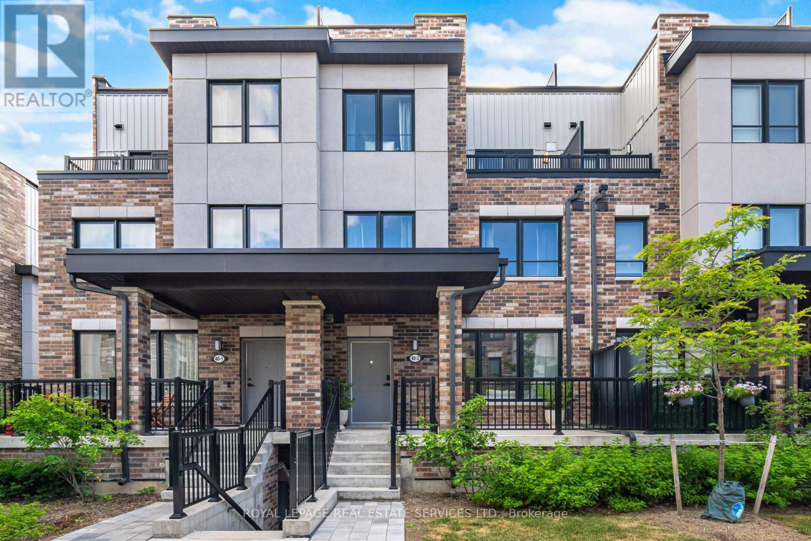 2 40 Baynes Way, Bradford West Gwillimbury Bradford, ON L3Z 4M4