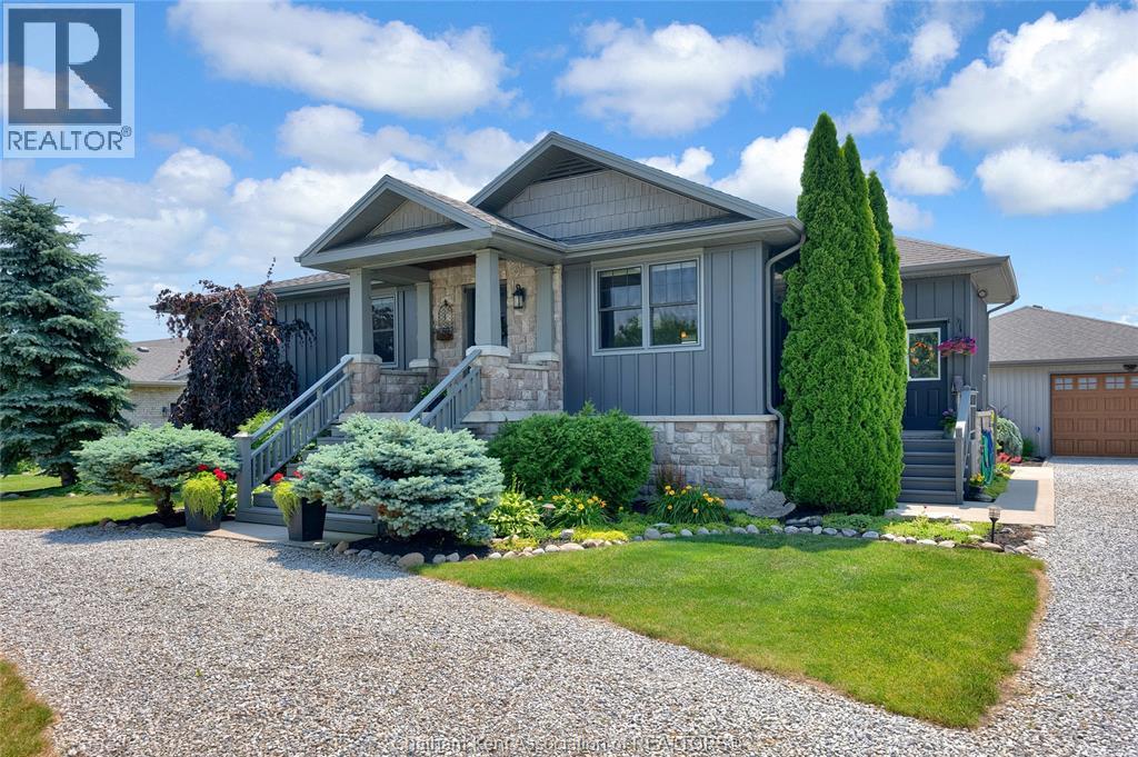 5756 Middle Line, Chatham-Kent, ON N0P 1W0