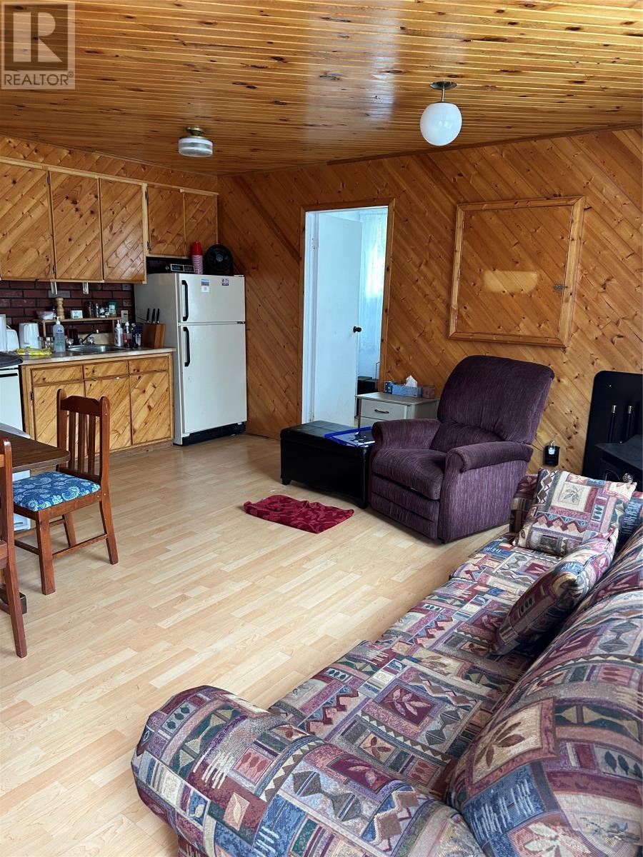 256 Middle Gull Pond Rd, Middle Gull Pond, NL A0A 1B0