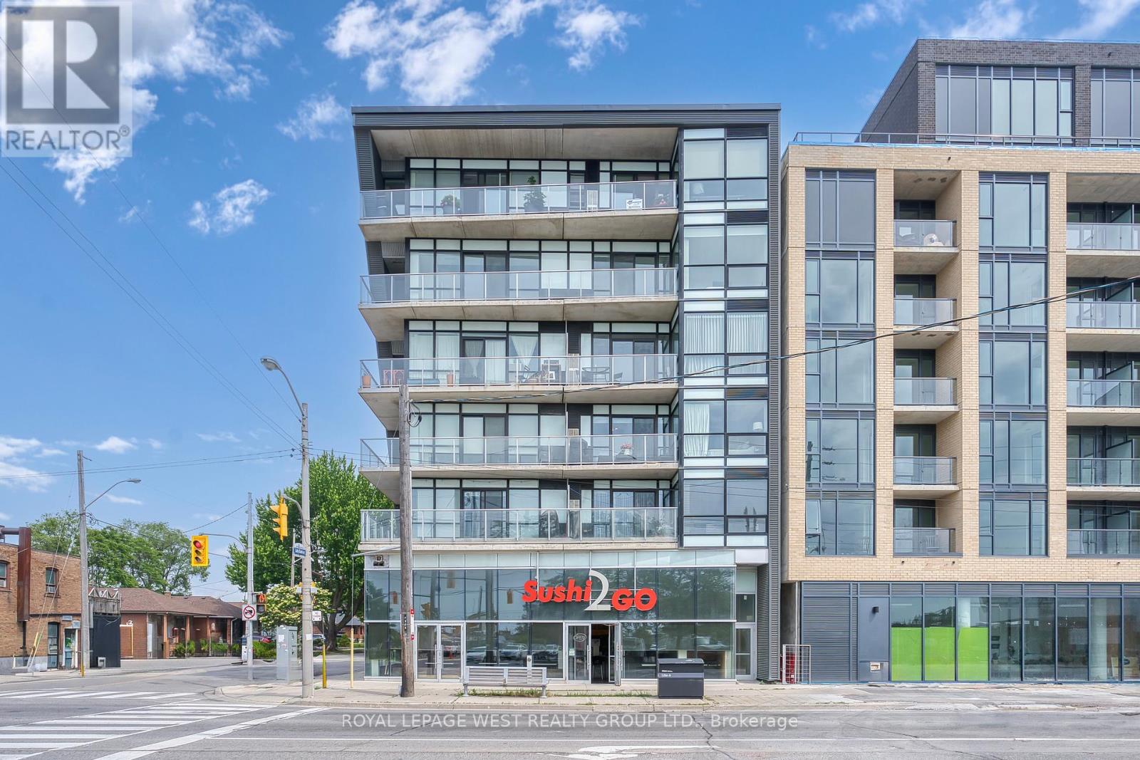 301 51 Lady Bank Rd, Toronto, ON M8Z 4J6