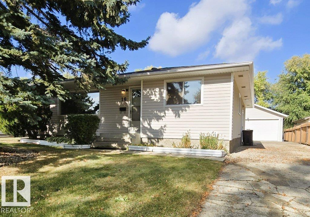 16 Starling Dr, Sherwood Park, AB T8A 0A7