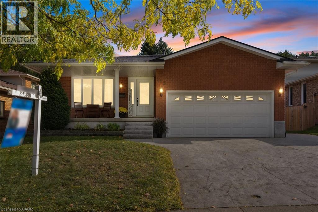 115 Yellow Birch Dr, Kitchener, ON N2N 2N3