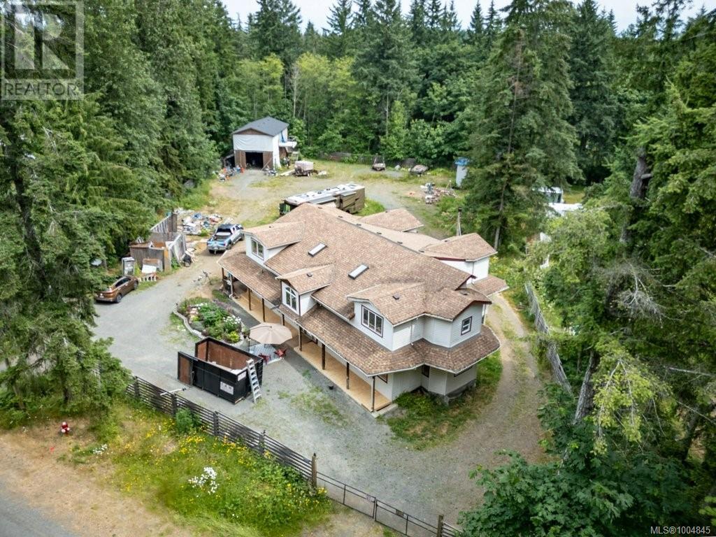 2524 Macaulay Rd, Black Creek, BC V9J 1B5