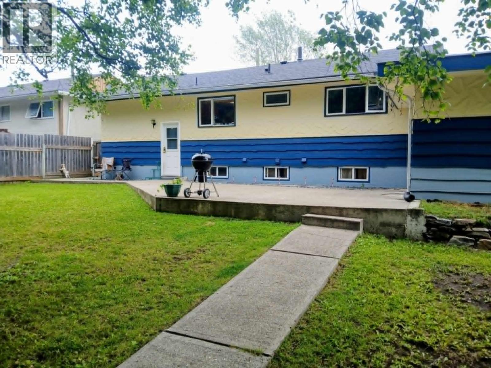 217 Crysdale Dr, Mackenzie, BC V0J 2C0