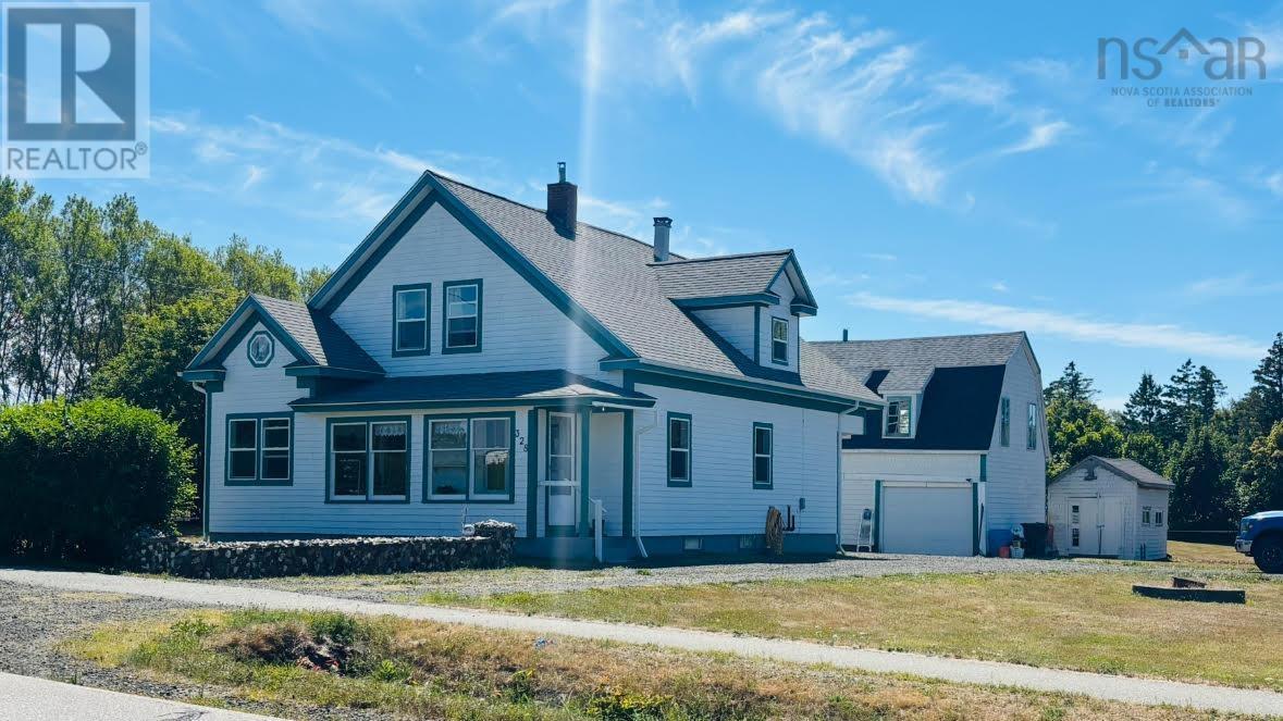 328 Patrice Rd, Church Point, NS B0W 1M0
